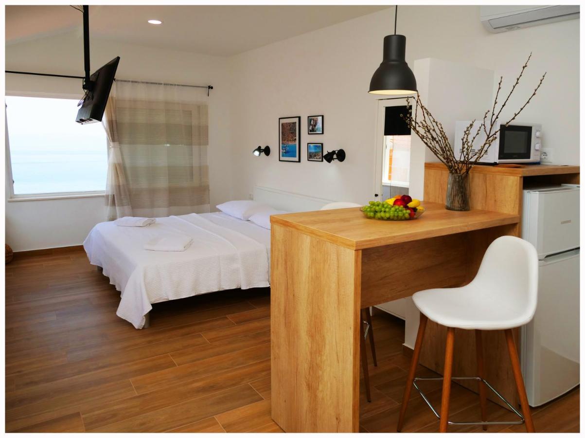 Apartmani Makelja Примоштен Экстерьер фото