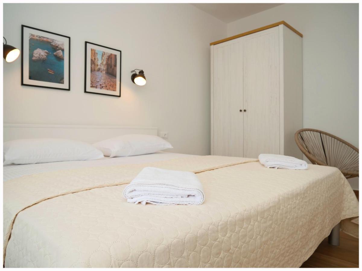 Apartmani Makelja Примоштен Экстерьер фото