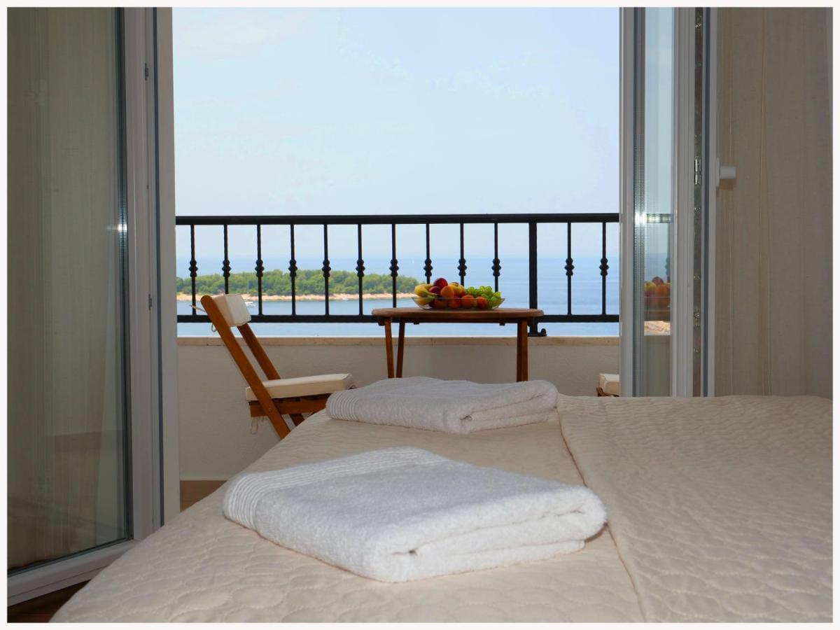 Apartmani Makelja Примоштен Экстерьер фото