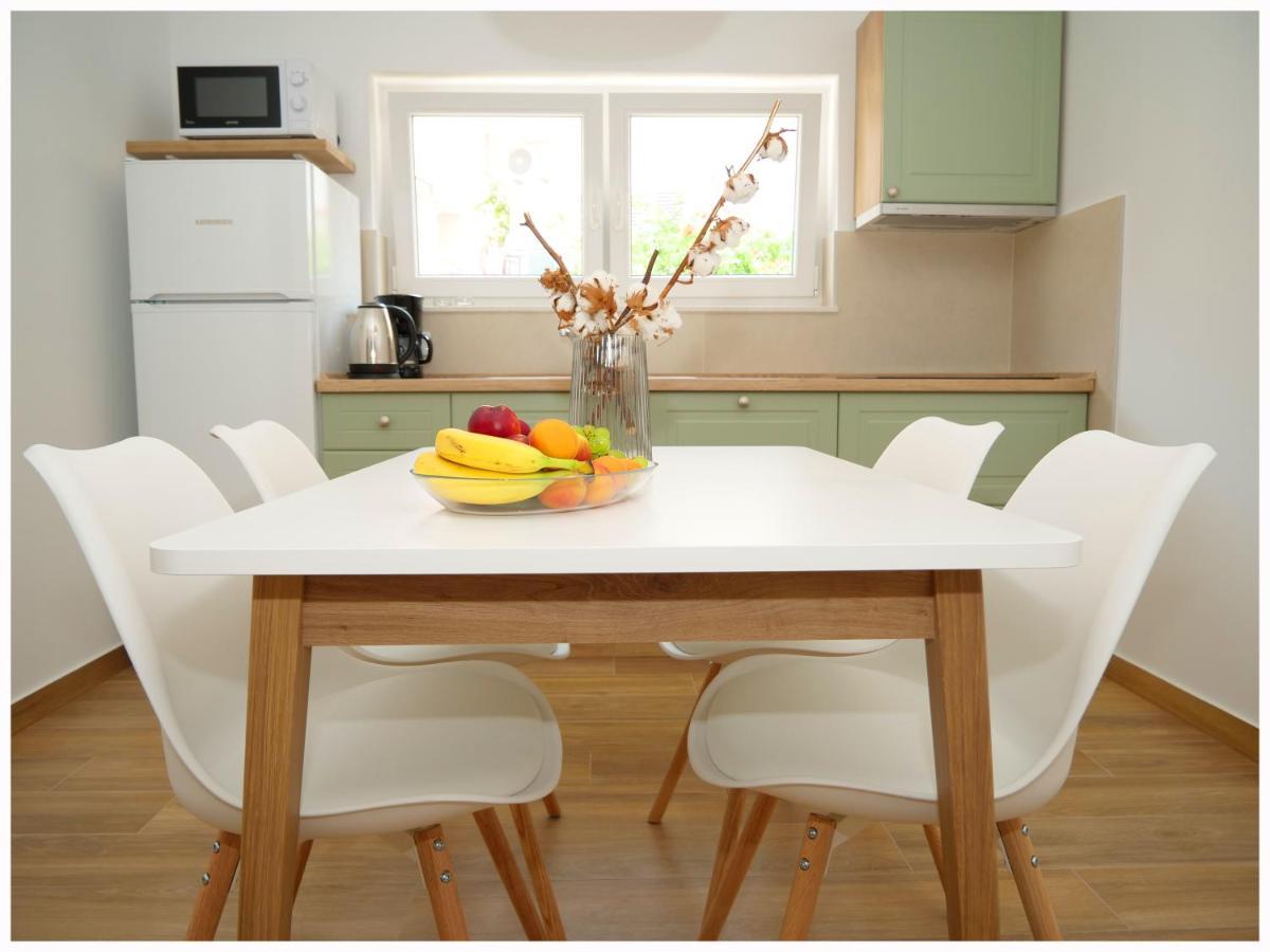 Apartmani Makelja Примоштен Экстерьер фото