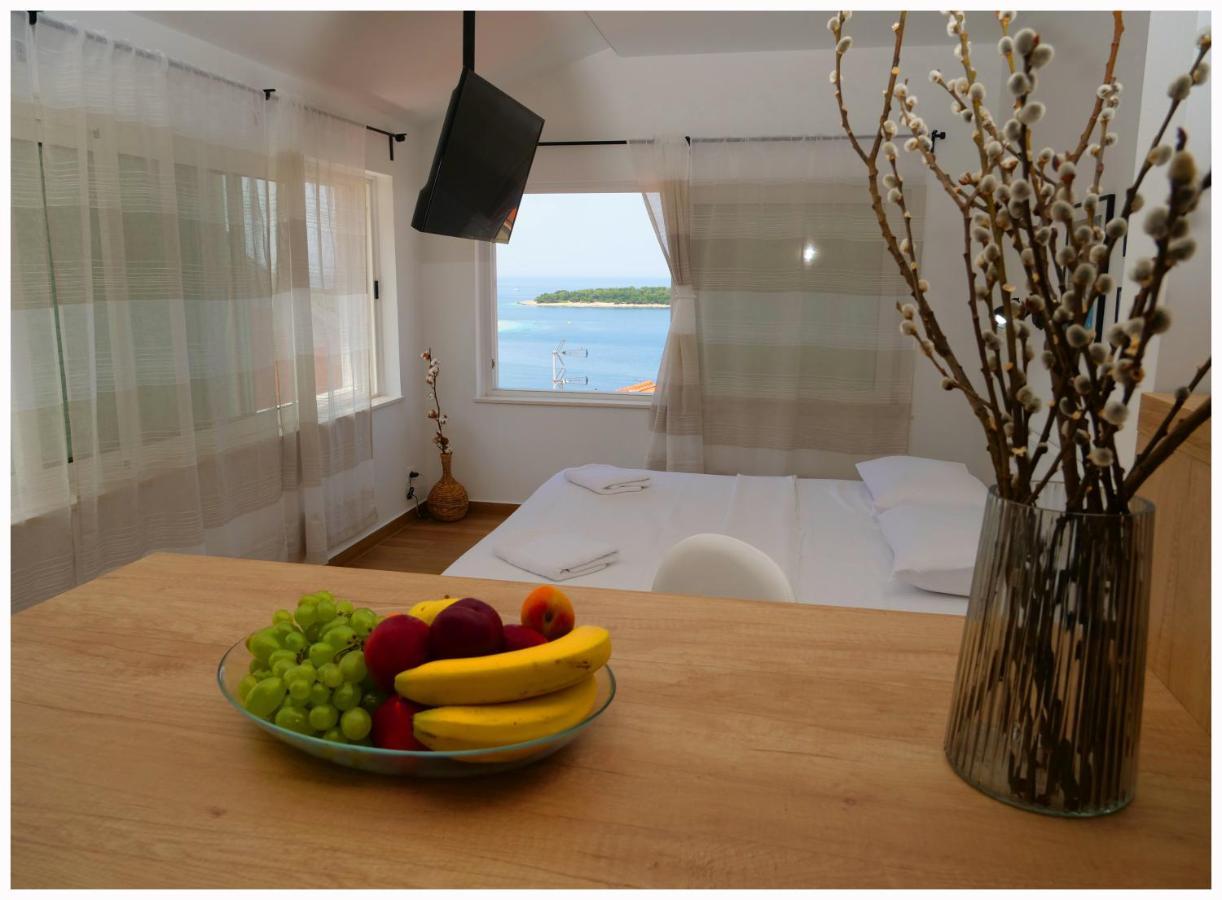 Apartmani Makelja Примоштен Экстерьер фото